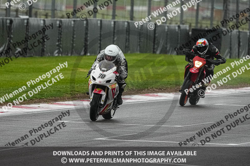 donington no limits trackday;donington park photographs;donington trackday photographs;estoril;event digital images;motorbikes;no limits;no limits trackdays;peter wileman photography;portugal;trackday;trackday digital images;trackday photos